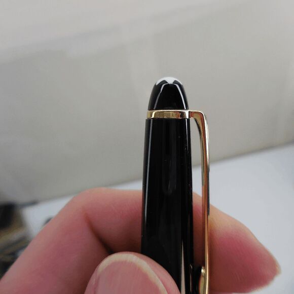 VINTAGE MONTBLANC Meisterstück Classique Ballpoint Pen, Black w/Gold Trim W/Box - Picture 11 of 13